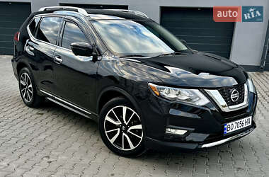 Внедорожник / Кроссовер Nissan Rogue 2019 в Тернополе