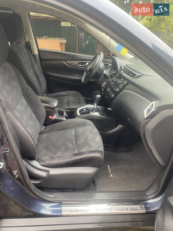 Внедорожник / Кроссовер Nissan Rogue 2014 в Хмельницком