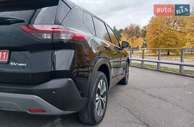 Внедорожник / Кроссовер Nissan Rogue 2021 в 