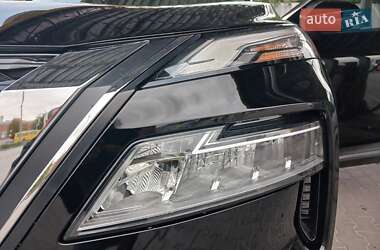 Внедорожник / Кроссовер Nissan Rogue 2021 в 