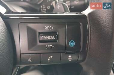 Внедорожник / Кроссовер Nissan Rogue 2021 в 
