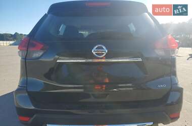 Позашляховик / Кросовер Nissan Rogue 2018 в 