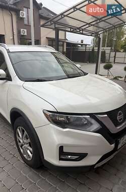 Позашляховик / Кросовер Nissan Rogue 2017 в Вінниці