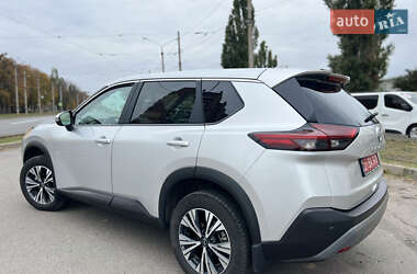 Внедорожник / Кроссовер Nissan Rogue 2023 в 