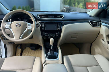 Внедорожник / Кроссовер Nissan Rogue 2014 в 