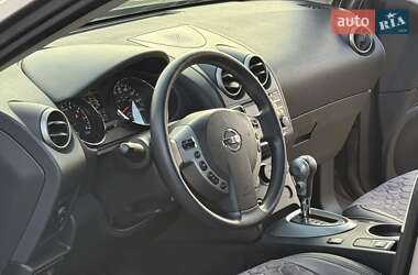 Внедорожник / Кроссовер Nissan Rogue 2015 в 