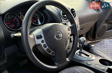 Внедорожник / Кроссовер Nissan Rogue 2015 в 