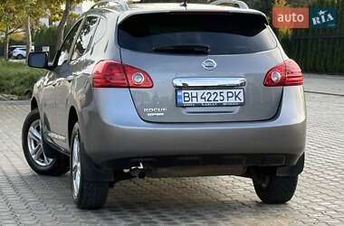 Внедорожник / Кроссовер Nissan Rogue 2015 в 