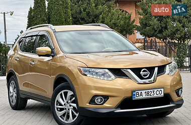Внедорожник / Кроссовер Nissan Rogue 2014 в 