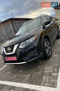 Внедорожник / Кроссовер Nissan Rogue 2019 в 
