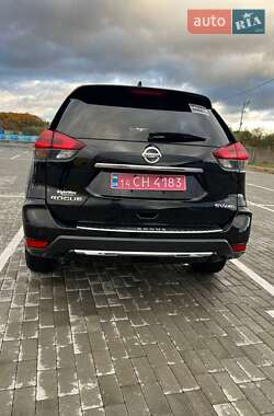 Внедорожник / Кроссовер Nissan Rogue 2019 в 