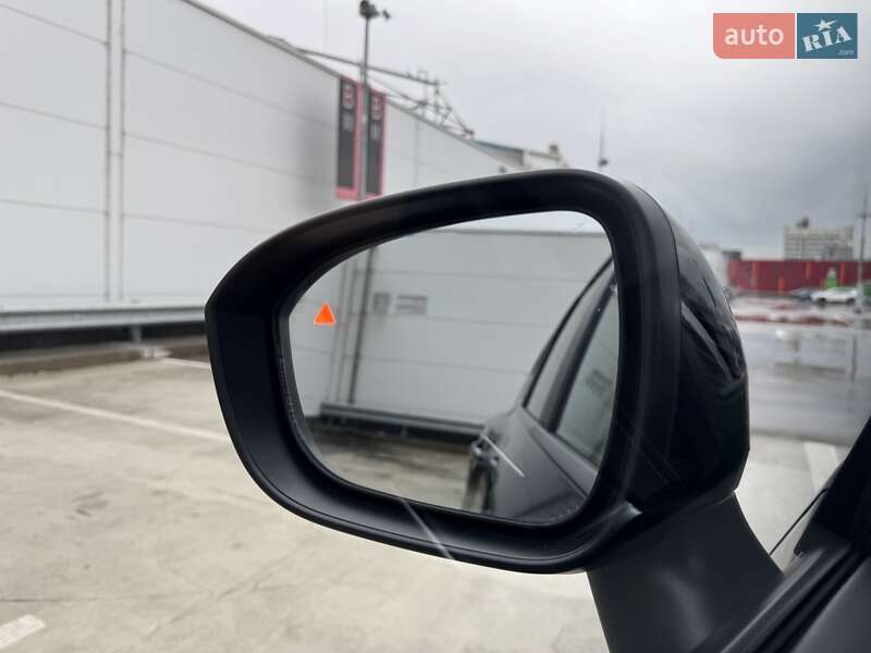 Позашляховик / Кросовер Nissan Rogue 2024 в Києві фото 39 Позашляховик / Кросовер Nissan Rogue 2024 в Києві