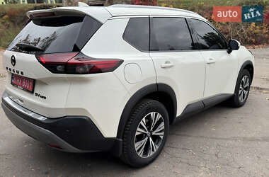 Внедорожник / Кроссовер Nissan Rogue 2021 в 