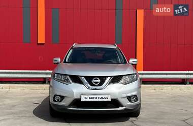 Внедорожник / Кроссовер Nissan Rogue 2015 в 
