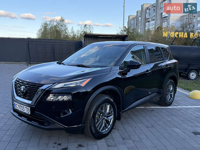Внедорожник / Кроссовер Nissan Rogue 2021 в Шептицькому