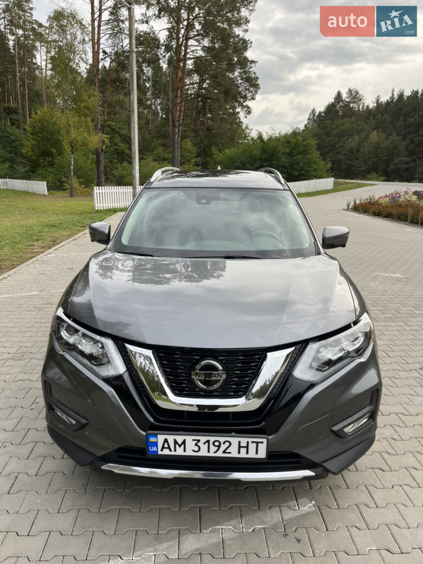 2017 Nissan Rogue - фото 1