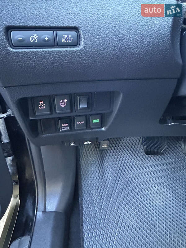 Позашляховик / Кросовер Nissan Rogue 2016 в Добромилі фото 17 Позашляховик / Кросовер Nissan Rogue 2016 в Добромилі