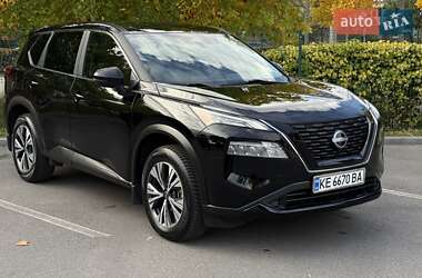 Позашляховик / Кросовер Nissan Rogue 2022 в Дніпрі