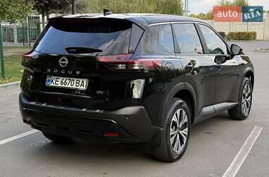 Внедорожник / Кроссовер Nissan Rogue 2022 в 