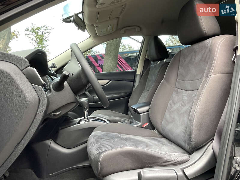 Позашляховик / Кросовер Nissan Rogue 2014 в Миколаєві