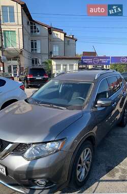Позашляховик / Кросовер Nissan Rogue 2015 в Києві