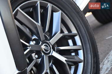 Внедорожник / Кроссовер Nissan Rogue 2021 в 
