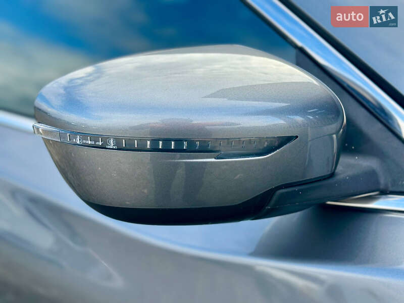 Внедорожник / Кроссовер Nissan Rogue 2017 в Днепре фото 15 Внедорожник / Кроссовер Nissan Rogue 2017 в Днепре