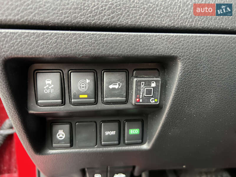 Внедорожник / Кроссовер Nissan Rogue 2017 в Киеве фото 32 Внедорожник / Кроссовер Nissan Rogue 2017 в Киеве