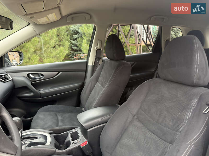 Позашляховик / Кросовер Nissan Rogue 2016 в Дніпрі фото 34 Позашляховик / Кросовер Nissan Rogue 2016 в Дніпрі