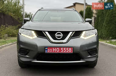 Позашляховик / Кросовер Nissan Rogue 2016 в  фото 3 Позашляховик / Кросовер Nissan Rogue 2016 в