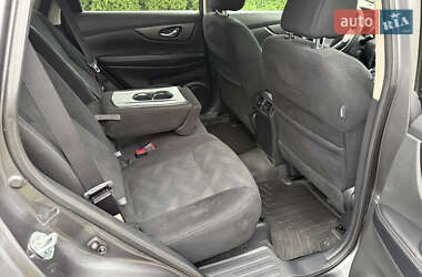 Позашляховик / Кросовер Nissan Rogue 2016 в  фото 29 Позашляховик / Кросовер Nissan Rogue 2016 в