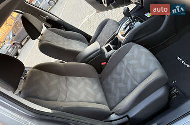 Внедорожник / Кроссовер Nissan Rogue 2016 в 