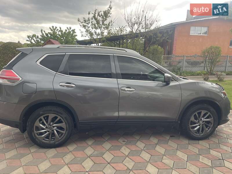 Позашляховик / Кросовер Nissan Rogue 2016 в Кіцмані