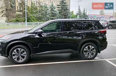 Позашляховик / Кросовер Nissan Rogue 2021 в  фото 7 Позашляховик / Кросовер Nissan Rogue 2021 в