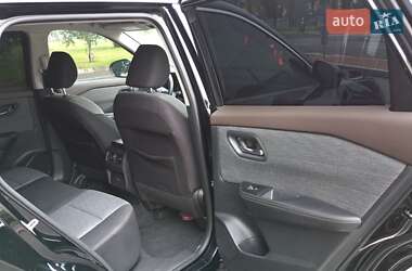 Позашляховик / Кросовер Nissan Rogue 2021 в  фото 36 Позашляховик / Кросовер Nissan Rogue 2021 в