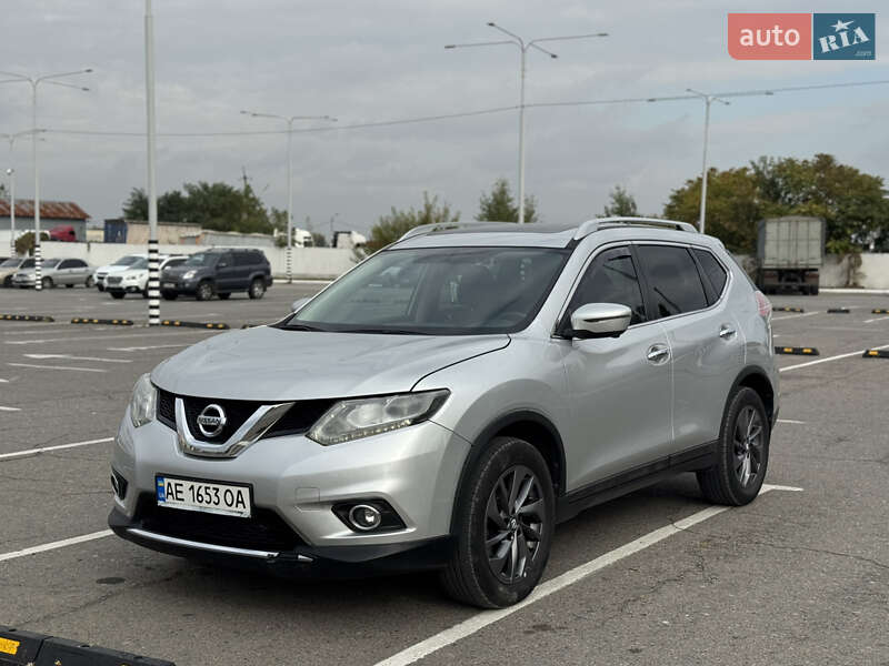 Внедорожник / Кроссовер Nissan Rogue 2016 в Днепре фото Внедорожник / Кроссовер Nissan Rogue 2016 в Днепре