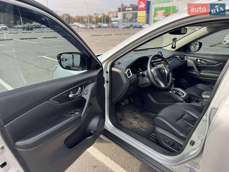 Внедорожник / Кроссовер Nissan Rogue 2016 в Днепре фото 7 Внедорожник / Кроссовер Nissan Rogue 2016 в Днепре