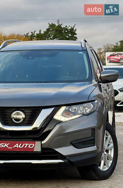 Внедорожник / Кроссовер Nissan Rogue 2020 в 