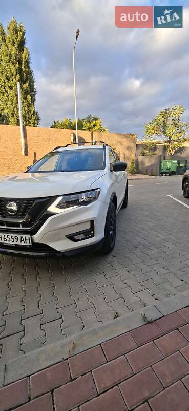 Внедорожник / Кроссовер Nissan Rogue 2018 в Одессе
