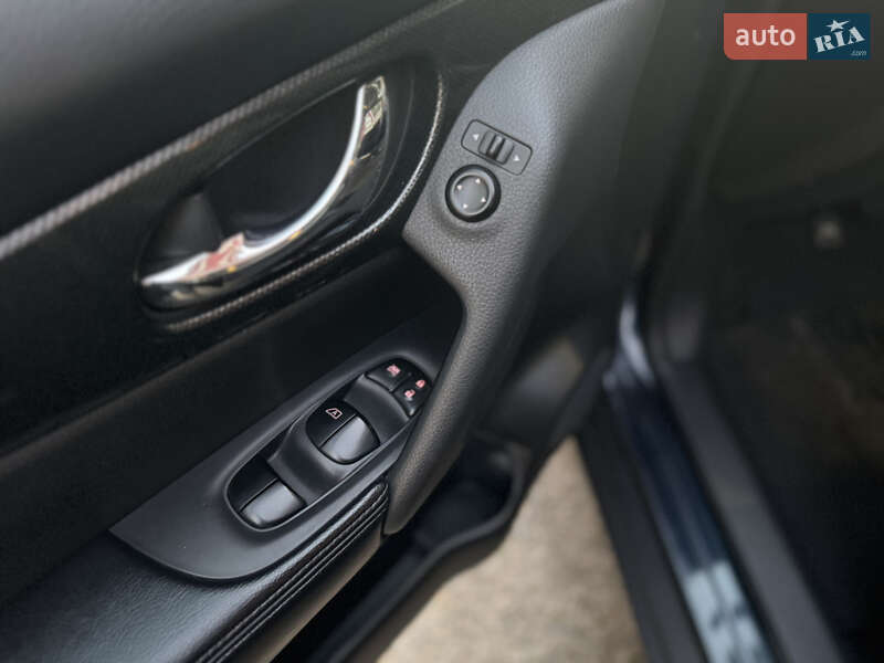 Внедорожник / Кроссовер Nissan Rogue 2016 в Кривом Роге фото 15 Внедорожник / Кроссовер Nissan Rogue 2016 в Кривом Роге