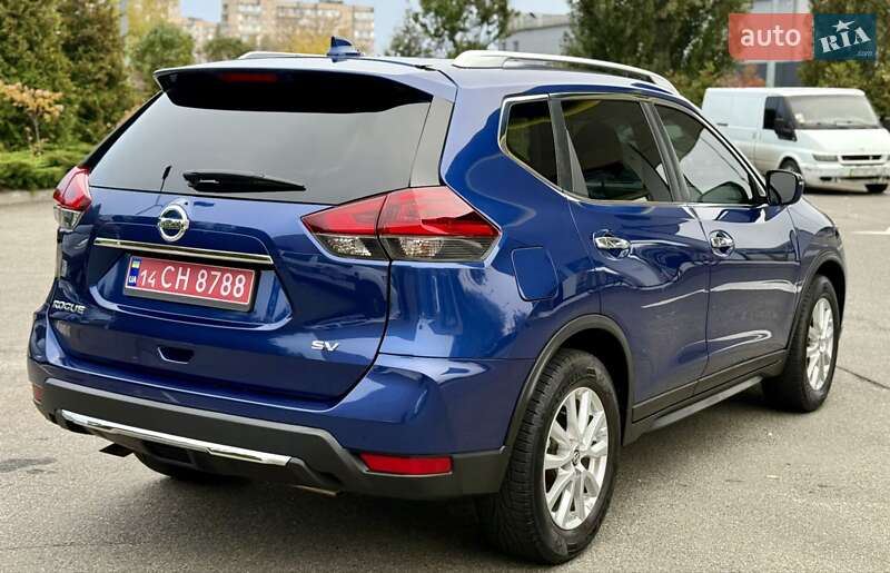 Позашляховик / Кросовер Nissan Rogue 2017 в Києві