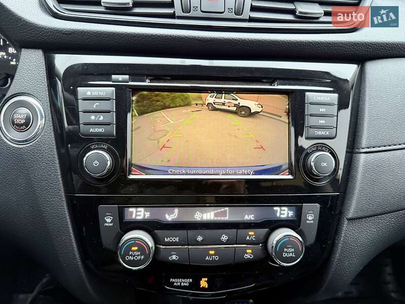 Позашляховик / Кросовер Nissan Rogue 2017 в Києві