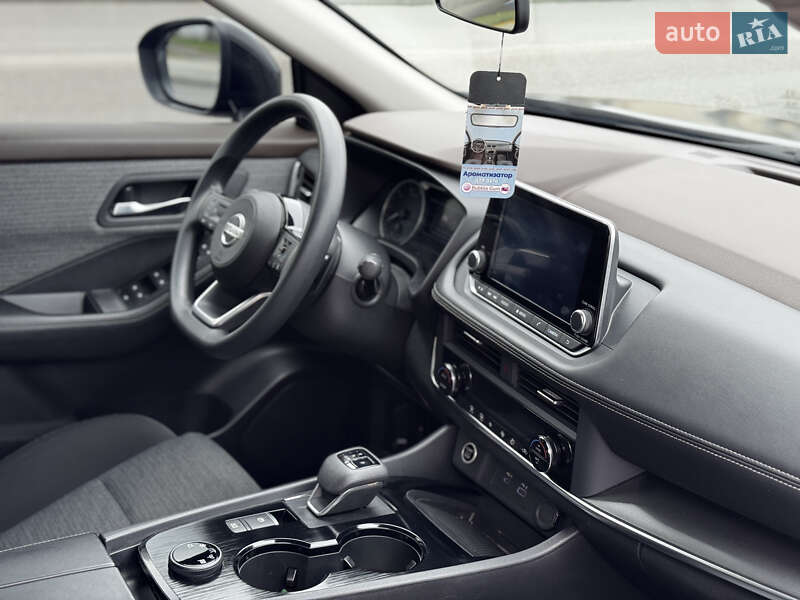 Позашляховик / Кросовер Nissan Rogue 2023 в Черкасах