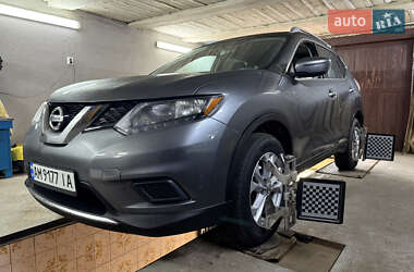 Внедорожник / Кроссовер Nissan Rogue 2016 в 