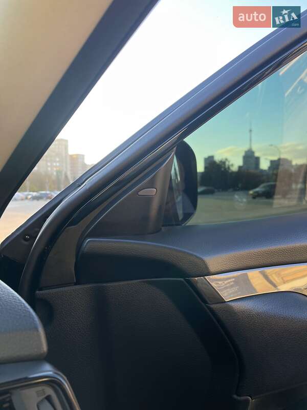 Внедорожник / Кроссовер Nissan Rogue 2017 в Глинном