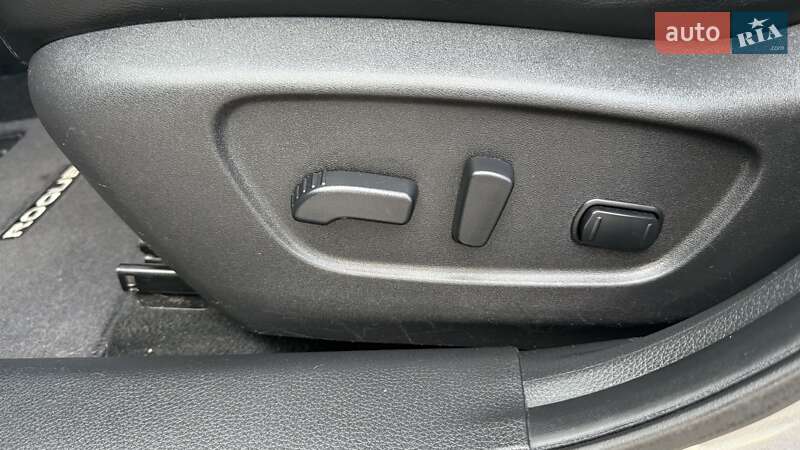 Позашляховик / Кросовер Nissan Rogue 2018 в Києві фото 25 Позашляховик / Кросовер Nissan Rogue 2018 в Києві