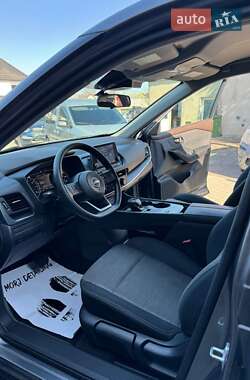 Внедорожник / Кроссовер Nissan Rogue 2022 в Нововолынске