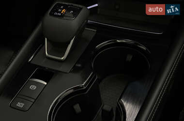 Внедорожник / Кроссовер Nissan Rogue 2020 в 