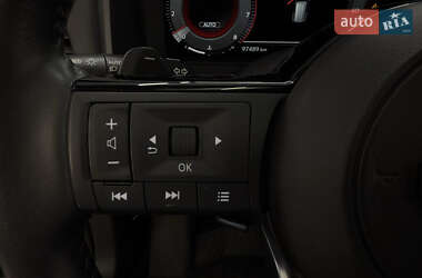 Внедорожник / Кроссовер Nissan Rogue 2020 в 