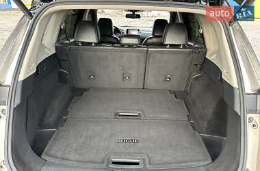 Внедорожник / Кроссовер Nissan Rogue 2020 в 